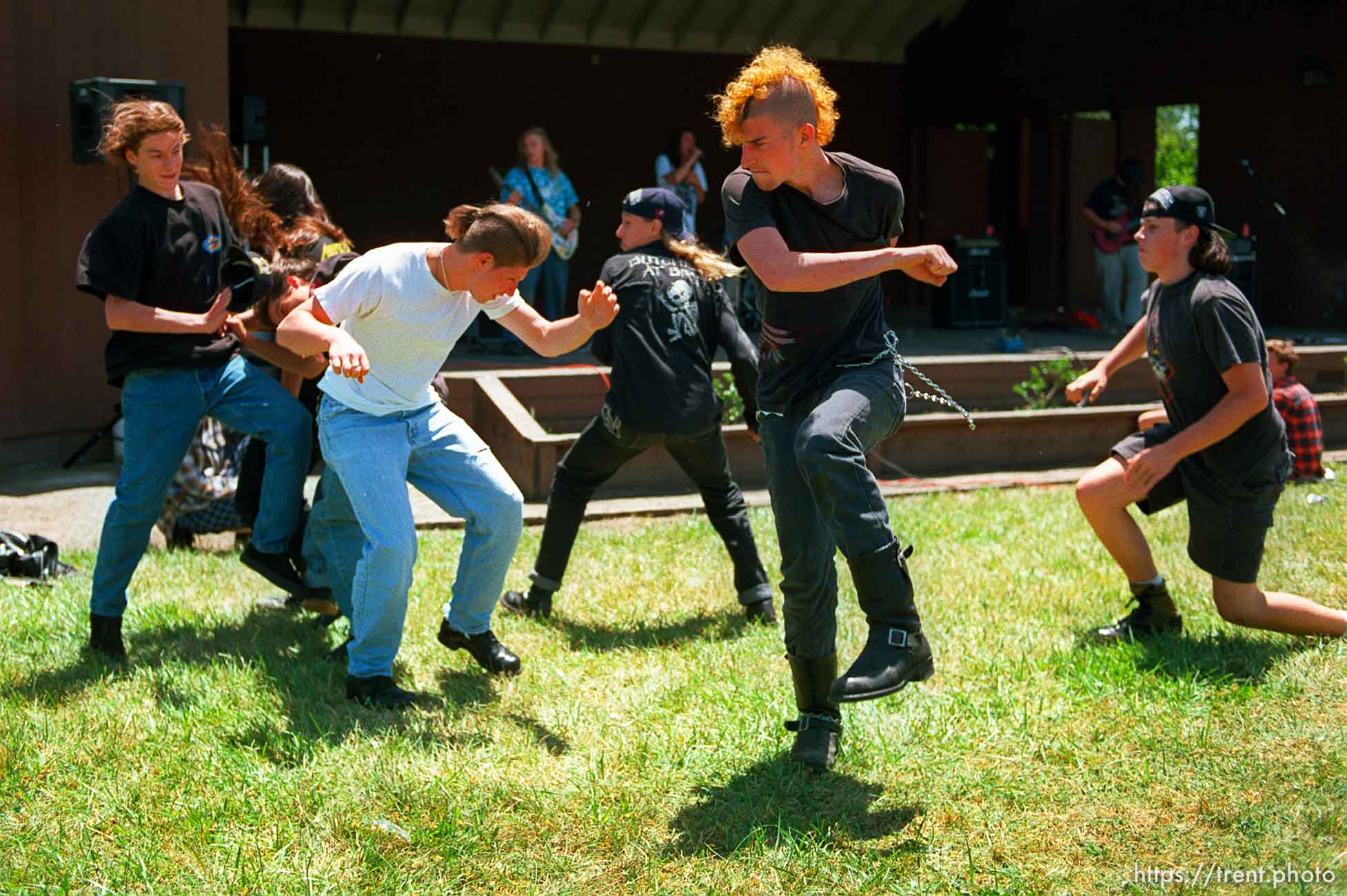 Kids moshing at Bands in a Blender concert.