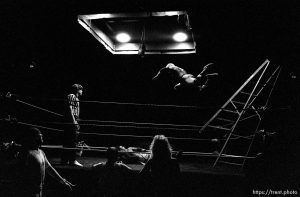 Sabu wrestles in ladder match, pro-wrestling