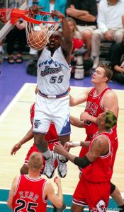 Antoine Carr dunks at Jazz vs. Bulls, game 6 of the NBA Finals. Bulls won