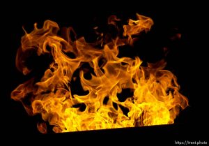 Olympic flame in cauldron at the Lincoln Memorial. 12.21.2001, 5:57:25 PM