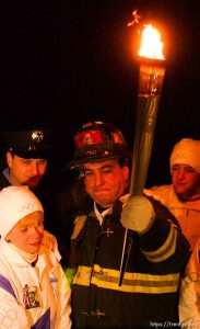 The Olympic Torch commemorates victims and heroes of the World Trade Center attack on a boat near the Statue of Liberty, then proceeds to Rockefeller Plaza where Mayor Giuliani carried the final torch and lit the Olympic cauldron.
 12.23.2001, 5:43:22 PM