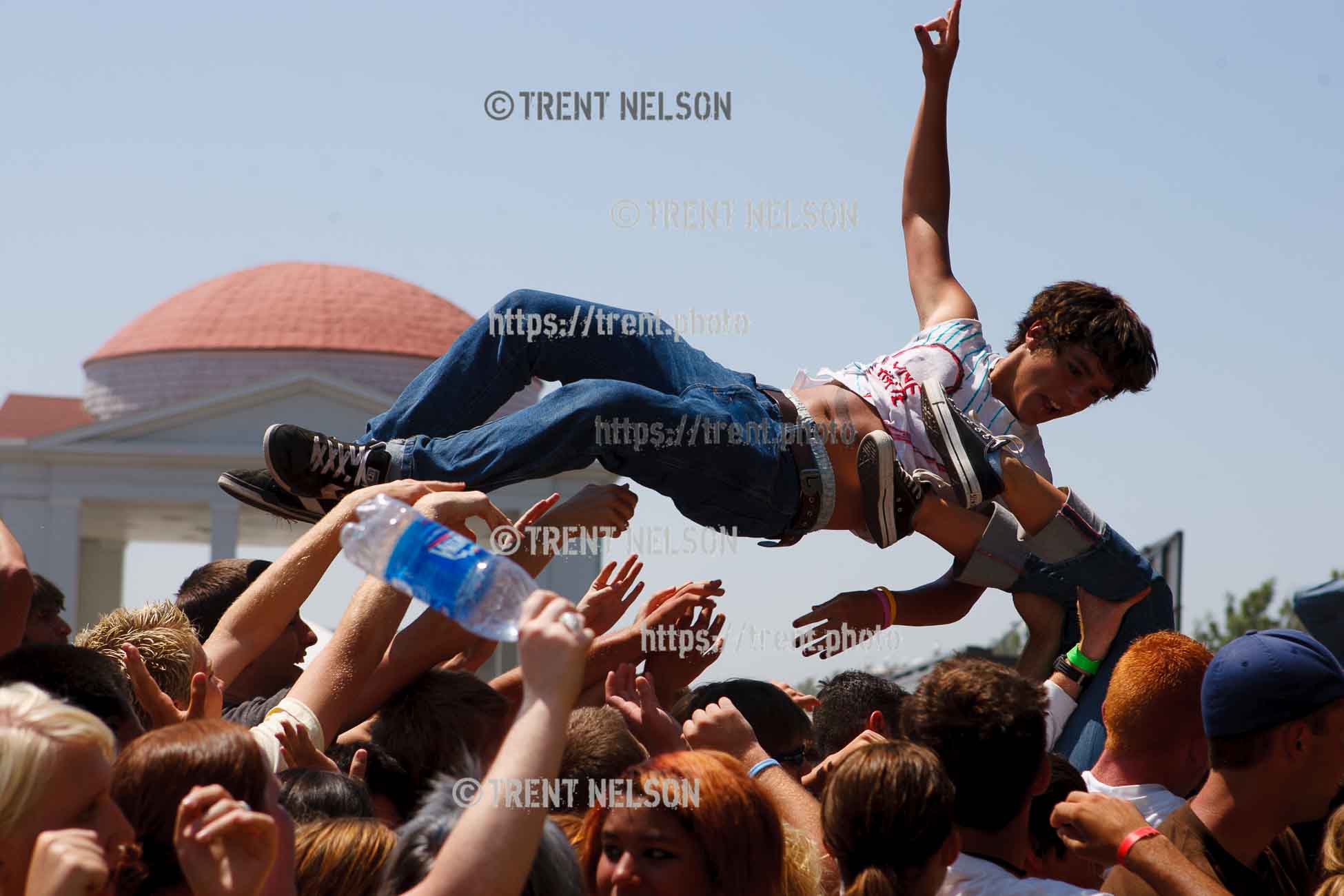 Canon EOS-1D Mark II N