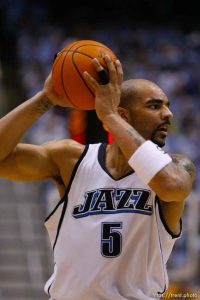 Salt Lake City - Utah Jazz vs. Golden State Warriors, NBA Playoffs basketball, second round, Game Two, at EnergySolutions Arena. Utah Jazz forward Carlos Boozer (5)