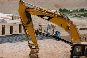 Farmington - Utah Governor Jon Huntsman took a tour of the progress of construction on the Legacy Parkway Wednesday afternoon.