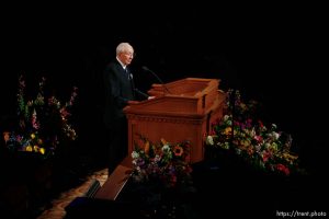 LDS President Gordon B. Hinckley . Salt Lake City - Funeral for President James E. Faust, a member of the First Presidency of the Church of Jesus Christ of Latter-day Saints. ; 8.14.2007