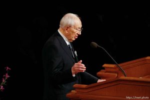 LDS President Gordon B. Hinckley . Salt Lake City - Funeral for President James E. Faust, a member of the First Presidency of the Church of Jesus Christ of Latter-day Saints. ; 8.14.2007