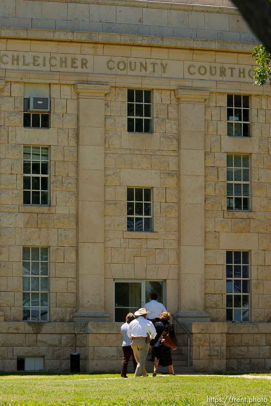 Polygamy in the American West