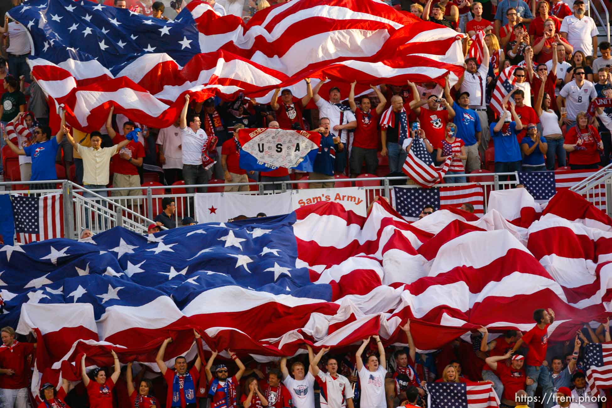 Canon EOS-1D Mark II N