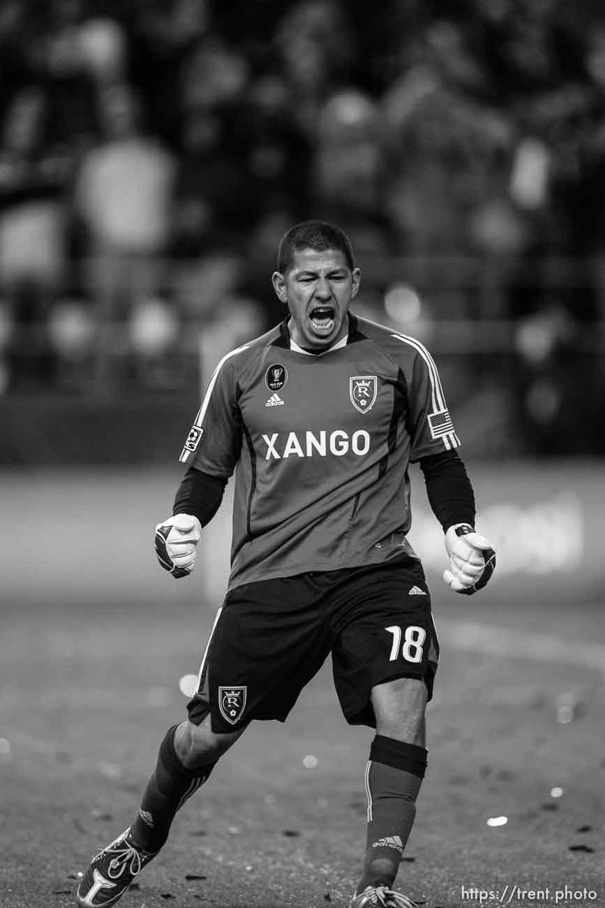 Canon EOS-1D Mark II N