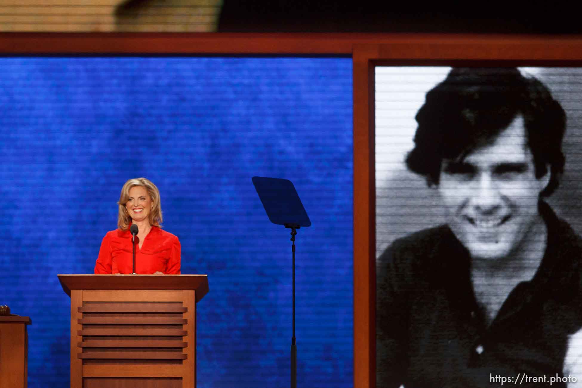 Canon EOS-1D Mark IV