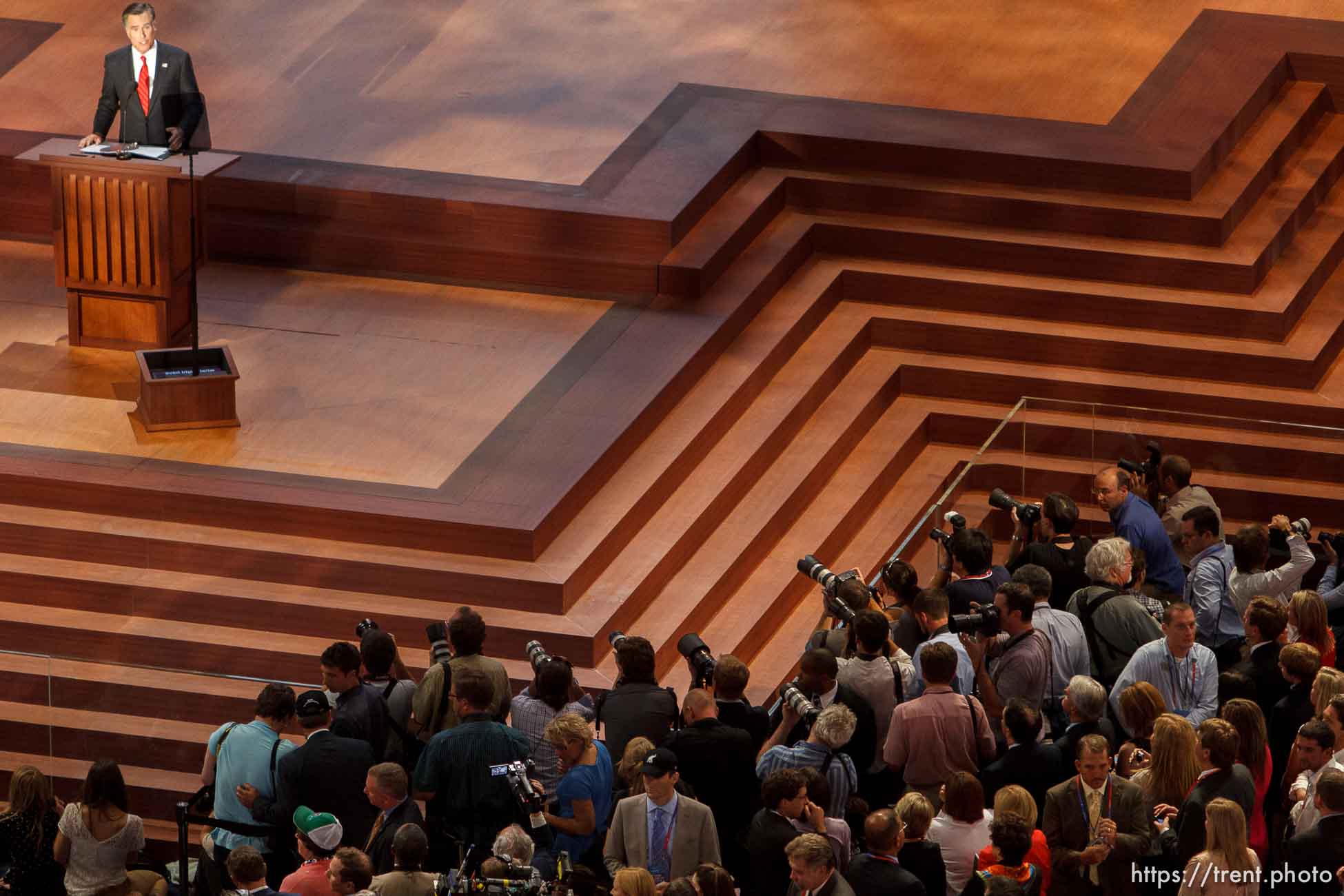 Canon EOS-1D Mark II N