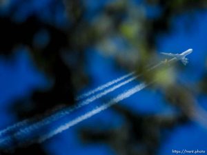 jet overhead in Salt Lake City, Friday August 28, 2015.