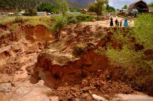 Trent Nelson  |  The Salt Lake Tribune People take in the scene in a Hildale wash where a flash flood killed nine people (with four still missing) Tuesday September 15, 2015., the day after an SUV and a van were washed off a road during a flash flood in this polygamous Utah-Arizona border community.