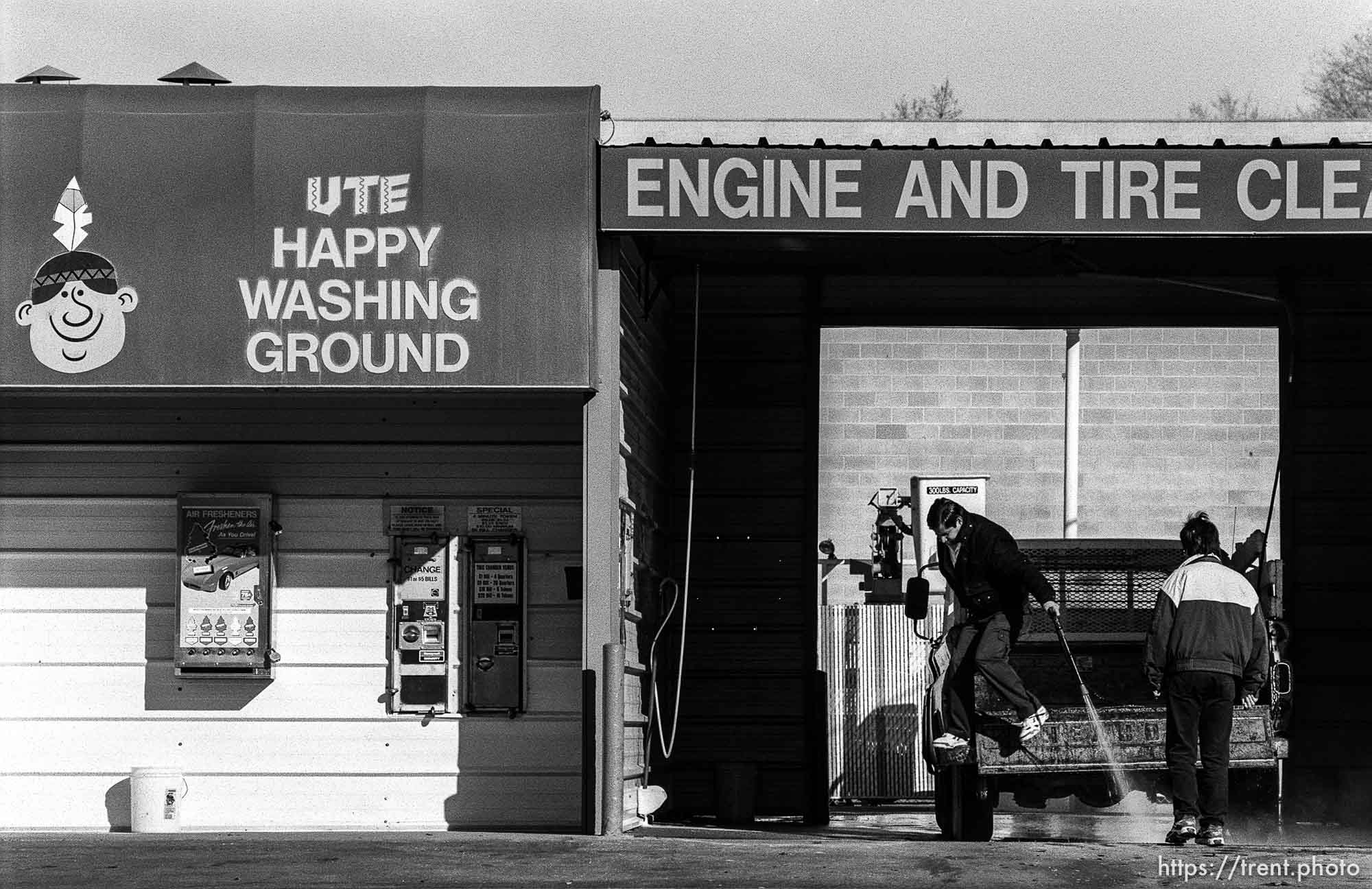 Ute Happy Washing Ground car wash.