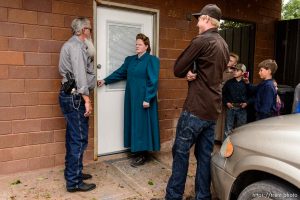 Trent Nelson  |  The Salt Lake Tribune FLDS member Julia Johnson confronts Mohave County Constable Mike Hoggard, disputing the UEP Trust's ability to evict her from a property in Colorado City, AZ, Tuesday May 9, 2017.