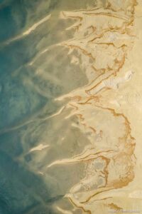 (Trent Nelson  |  The Salt Lake Tribune) The shore of the Great Salt Lake at Stansbury Island on Saturday, March 26, 2022.