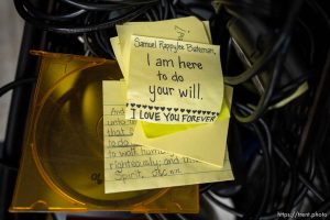 (Trent Nelson  |  The Salt Lake Tribune) A note left at the warehouse where Samuel Bateman was arrested in Colorado City, Ariz., on Tuesday, Sept. 13, 2022.