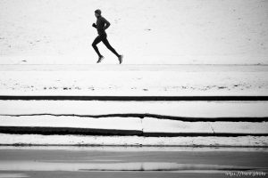 (Trent Nelson  |  The Salt Lake Tribune) A runner in Sugar House Park in Salt Lake City on Wednesday, Dec. 28, 2022.