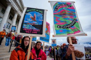 (Trent Nelson  |  The Salt Lake Tribune) Hundreds gather for a 