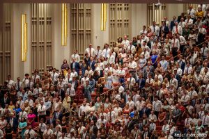 (Trent Nelson  |  The Salt Lake Tribune) The congregation sings the hymn  