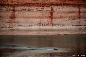 (Trent Nelson  |  The Salt Lake Tribune) Lake Powell near Glen Canyon Dam in Page, Ariz. on Tuesday, May 20, 2025.