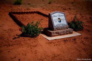 Shari Barlow. carling cemetery on Friday, Sept. 5, 2025.