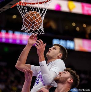 (Trent Nelson  |  The Salt Lake Tribune) Utah Jazz center Walker Kessler (24) as the Utah Jazz host the Portland Trail Blazers, NBA basketball in Salt Lake City on Wednesday, Oct. 29, 2025.